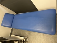 Oddam leżankę lekarską/ Kraków ul. Strzelców